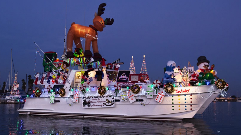 Holiday boat parade
